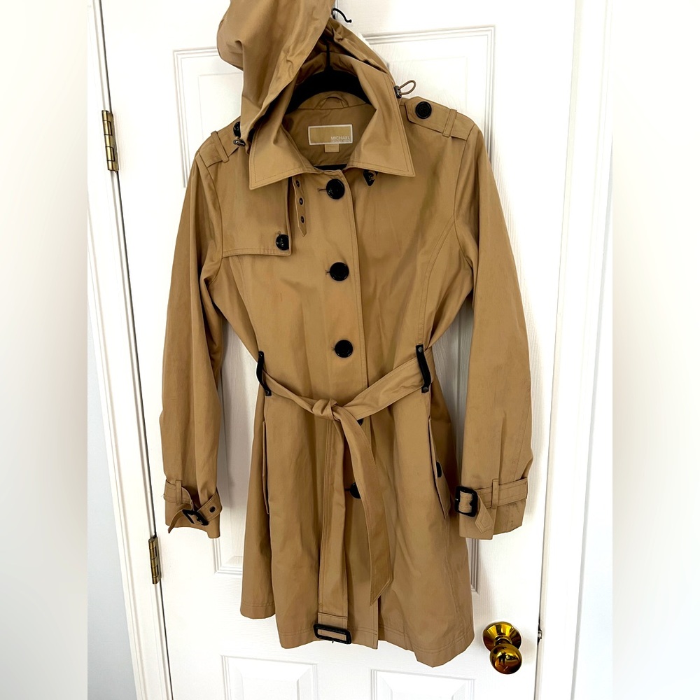 Michael Kors women’s raincoat trench
